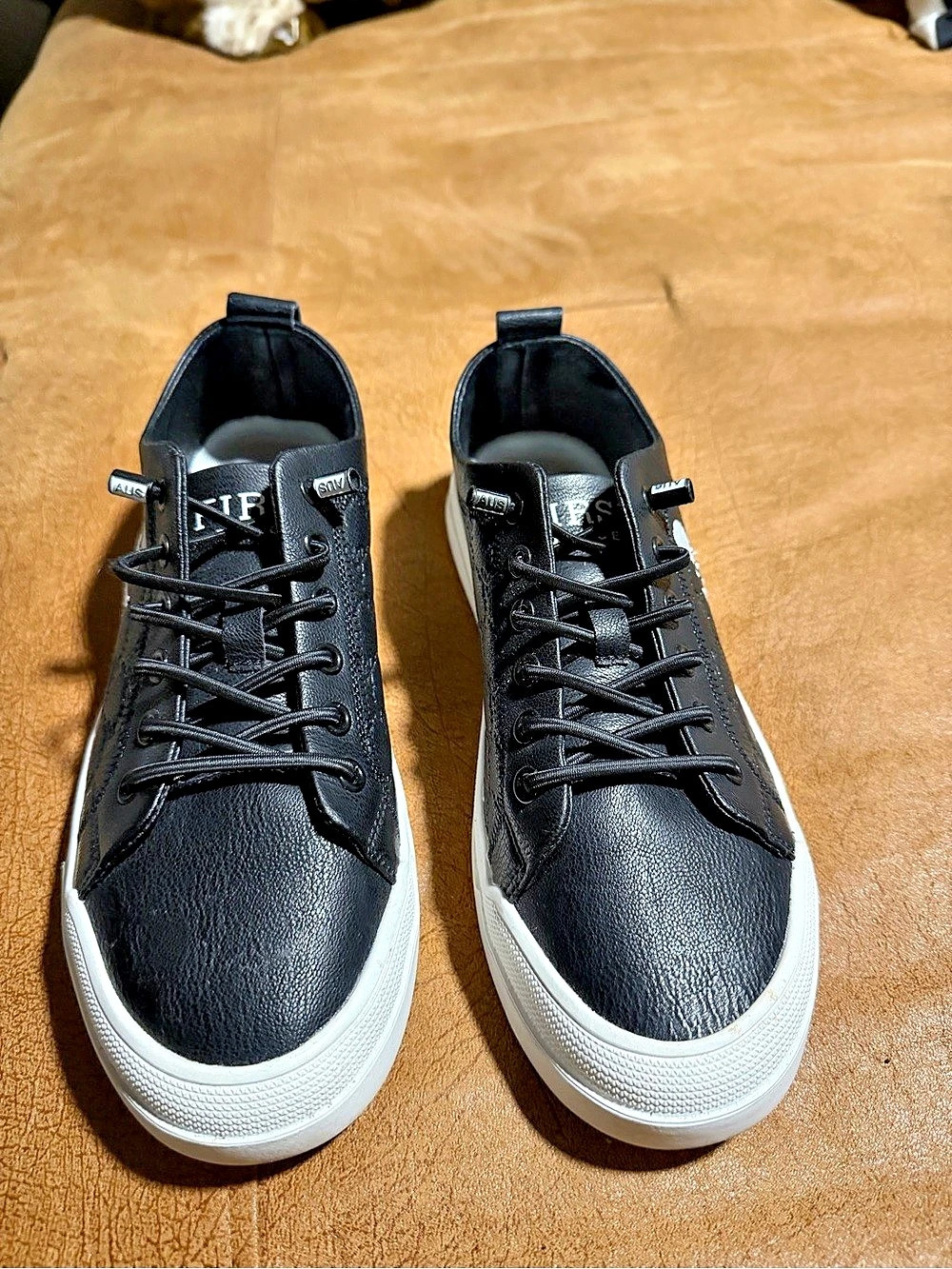 Christian Dior Black & White Sneakers EU 40
